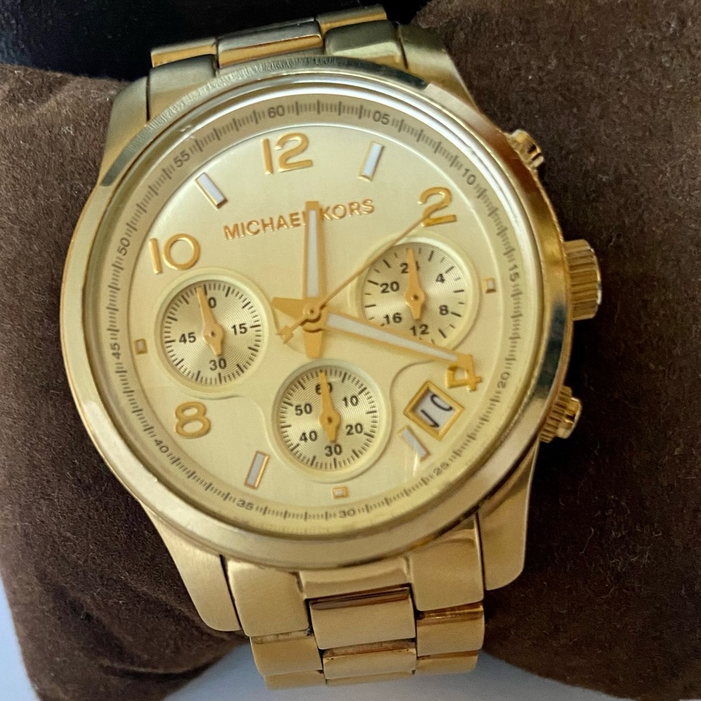 Michael Kors | Women’s Runway Chronograph Watch, Gold MK5055